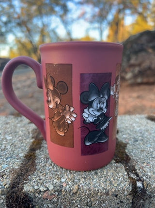 Walt Disney World "Images Of Minnie Mouse" Mug Pink