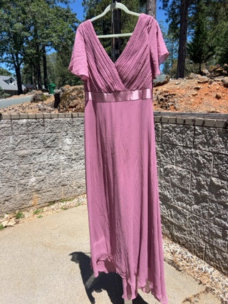 Ever Pretty Sparkling Short Sleeve V-Neck Ribbon Waist A-Line Bridesmaid Dress Size 4XL