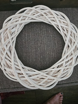 MTS-RM826 White Wreath