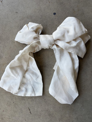 silk cream colored hair bow MTS|122973