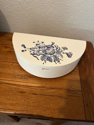 Wall shelf with mirror compartment|108325