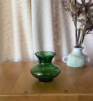 Green Glass Bud Vase (LZD - RSV)|108608