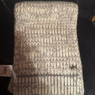Michael Kors Shaker Knit Scarf  MK Logo Gray, White & Silver NWT #63 VV MTS