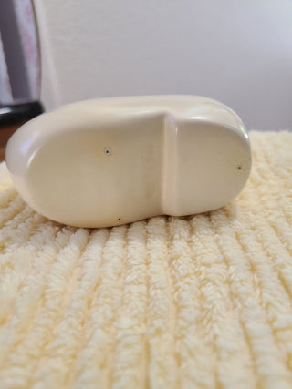 Vintage Ivory Porcelain Dutch Shoe, RCD|87708