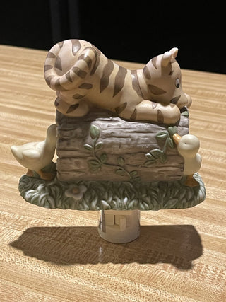 Classic Pooh Night Lite Tigger w/ Ducks, Works--SP RCD