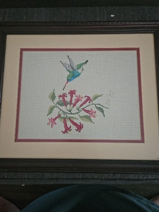RM826-Cross Stich Hummingbird  Framed
