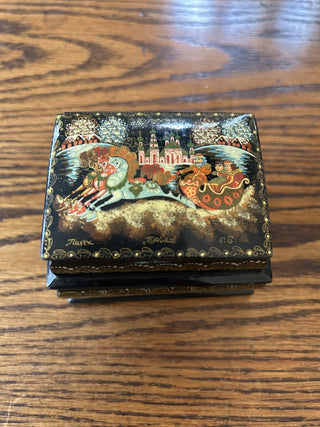 Russian Lacquer Trinket Box with Scroll Story Inside   MTS|67344