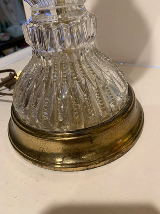 Vintage Glass cut  detailed  w/brass lamp MTS|133691