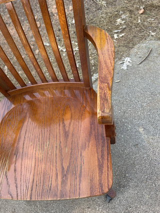 12F Vintage Spring Loaded Wood Bankers Desk Chair MTS|84087