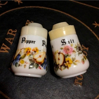 Vtg Milk Glass Salt & Pepper Shakers in Multi-Languages- RSV
