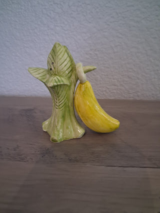 SZ Banana n Tree Salt Pepper Shaker set 2 VG