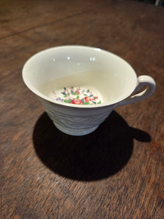 Vtg Wedgwood Patrician Floral Teacup
