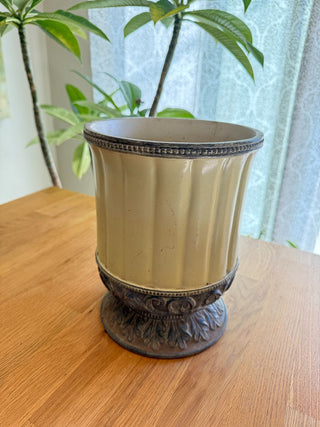 Vintage Pot