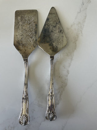 Set of 2 Vintage Serving Spoons-RSV|78596