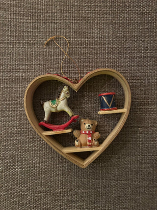 Heart Shaped Toy Shelf Ornament    MTS|131950