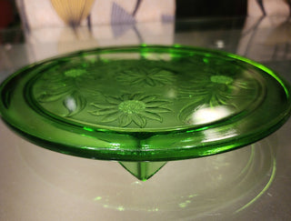 Vtg Green Cake Plate Footed Daisy Jeannette RSV|66242