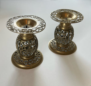 Pair of 2 brass filigree candle holders.|74422