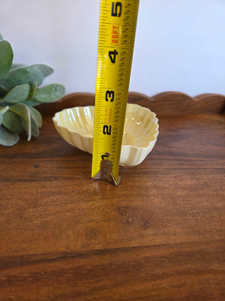 Vtg Belleek heart-shaped trinket/candy dish