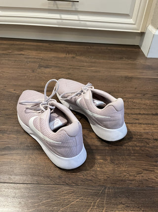 Women's Size 11 Nike Shoes White/Lt. Pink RCD|117413
