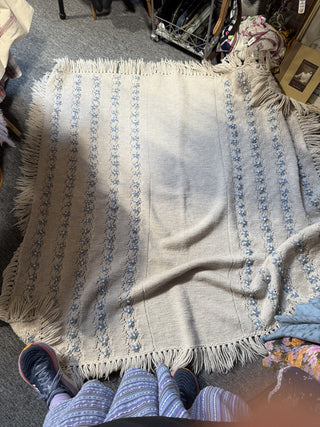 Exquisite HandKnit Blanket, Blue Flowers -- MTS|129381