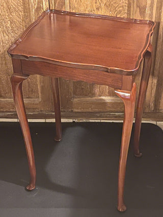 '96 Bombay Co. 20.5" Petite Table Stand--SP MTS