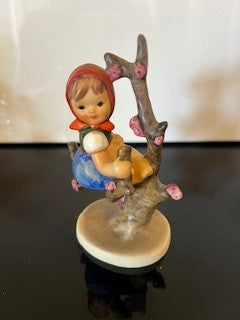 #1940 Hummel Apple Tree Girl RSV|65487