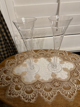 Tall Clear Glass Champagme Flutes with white pocka dots - set of 2 RCD