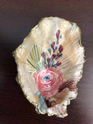 Cream Floral Oyster Trinket Dish 3in RSV