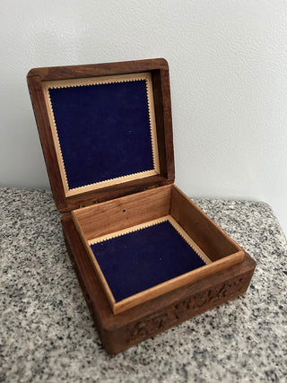 Wooden Trinket/Jewelry Box   MTS|104137