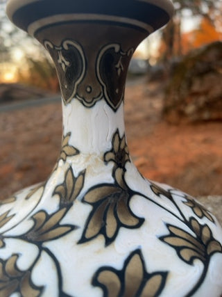 KW 6.25” Chinese Cizhou Kiln Vase Black White Porcelain Bisque Matte Sgraffito Peony Vase