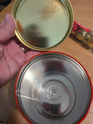 MTS J.L. CLARK Vintage Christmas Candle Tin|124200