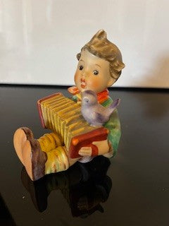#1859 Hummel Accordion Boy 1972-79|58155