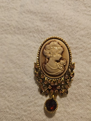 Victorian Cameo Brooch