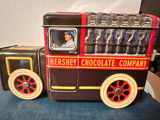 Hershey tin 2000 Milk Truck  MTS
