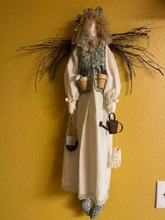 #2777 Garden Angel RSV
