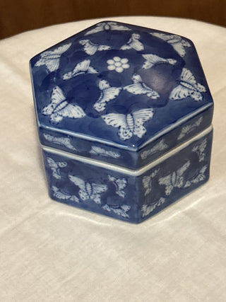 Blue Butterfly Covered trinket box. #SM  RCD|97685