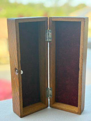 Antique (1860-80) Wheeler & Wilson sewing machine wood accessory Box