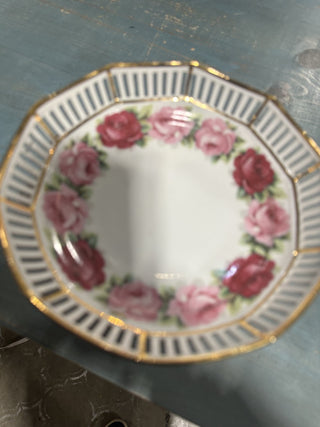 Schumann Bavaria Arzberg Germany Melrose Roses & Gold Trim Reticulated Compote #62 VV MTS|145322