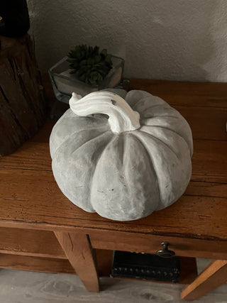 Cement Pumpkin|103437