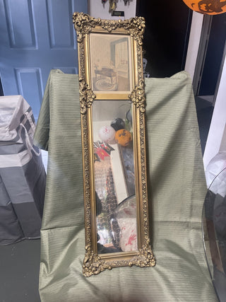 Long mirror with women playing piano rsv