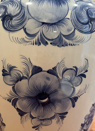 LARGE BLUE AND WHITE VASE 13" TALL FARIA AND BENTO MADE IN PORTUGAL HAND PAINTED EXCELLENT CONDITION (KJS) RCD|62082