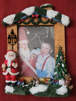 Light Up 5'x7' Christmas Photo Frame, Twinkle, 2AA batteries included, Resin, RSV|121078