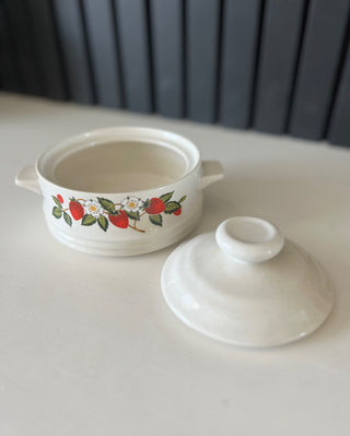 Vintage strawberry crock lidded bowl RSV|80630