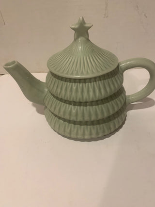 8” Christmas tree teapot w/lid MTS|131539