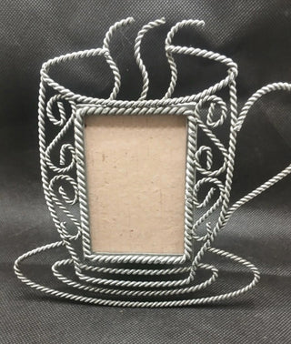 Vintage Metal Cream Colored Metal Coffee Mug Picture Frame #63 VV MTS|100660