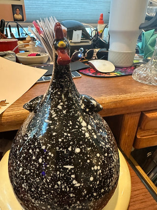 Blk & White speckled glass rooster w/long neck 9" RCD|86401