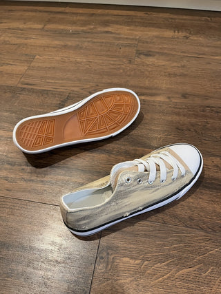 New Women's Size 10 Tan Low-Top (Converse-like) Shoes RCD|117431