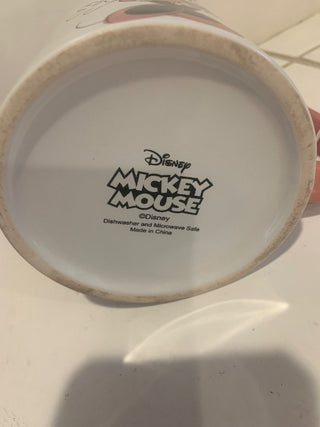 Disney Minnie pink/white 20 oz mug. MTS