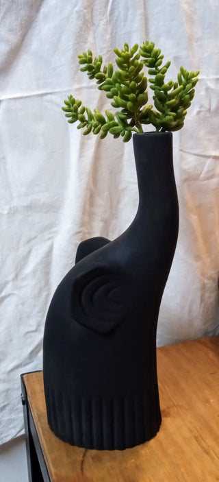 MW Black Elephant with Faux Plant MTS