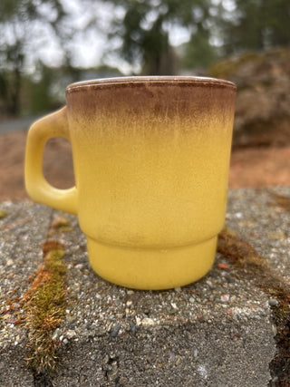 #89 Vintage Anchor Hocking Fire King Stackable Coffee Mug Cup Brown Yellow Ombre GCC MTS|112354